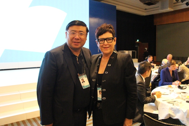 Former Prime Minister of New Zealand Dame Jenny Shipley took the picture with President Li Yong
