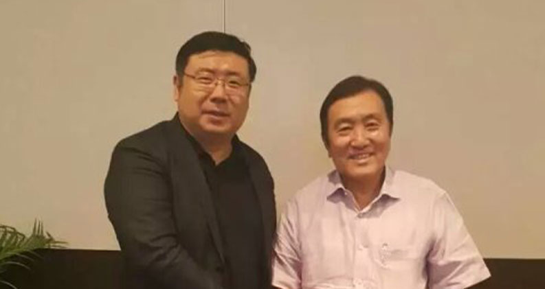马来西亚前国际贸易与工业部部长黄家泉亲切会见李勇董事长