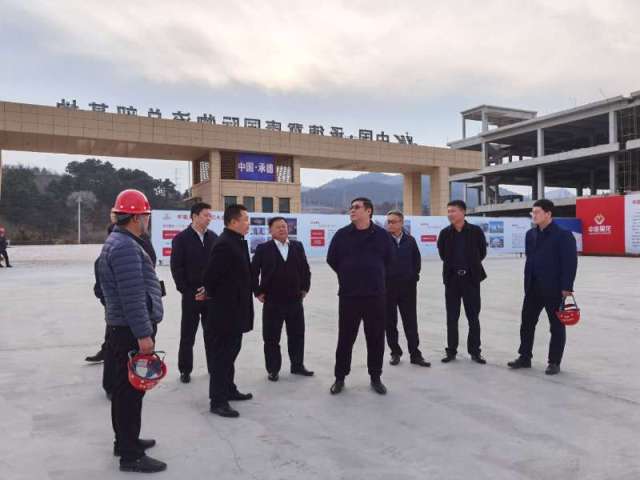 李勇主席应邀出席“百家京企进承德”活动 暨承德市投资促进洽谈会并考察项目