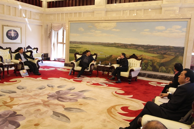 President Li Yong was invited to visit Tongliao